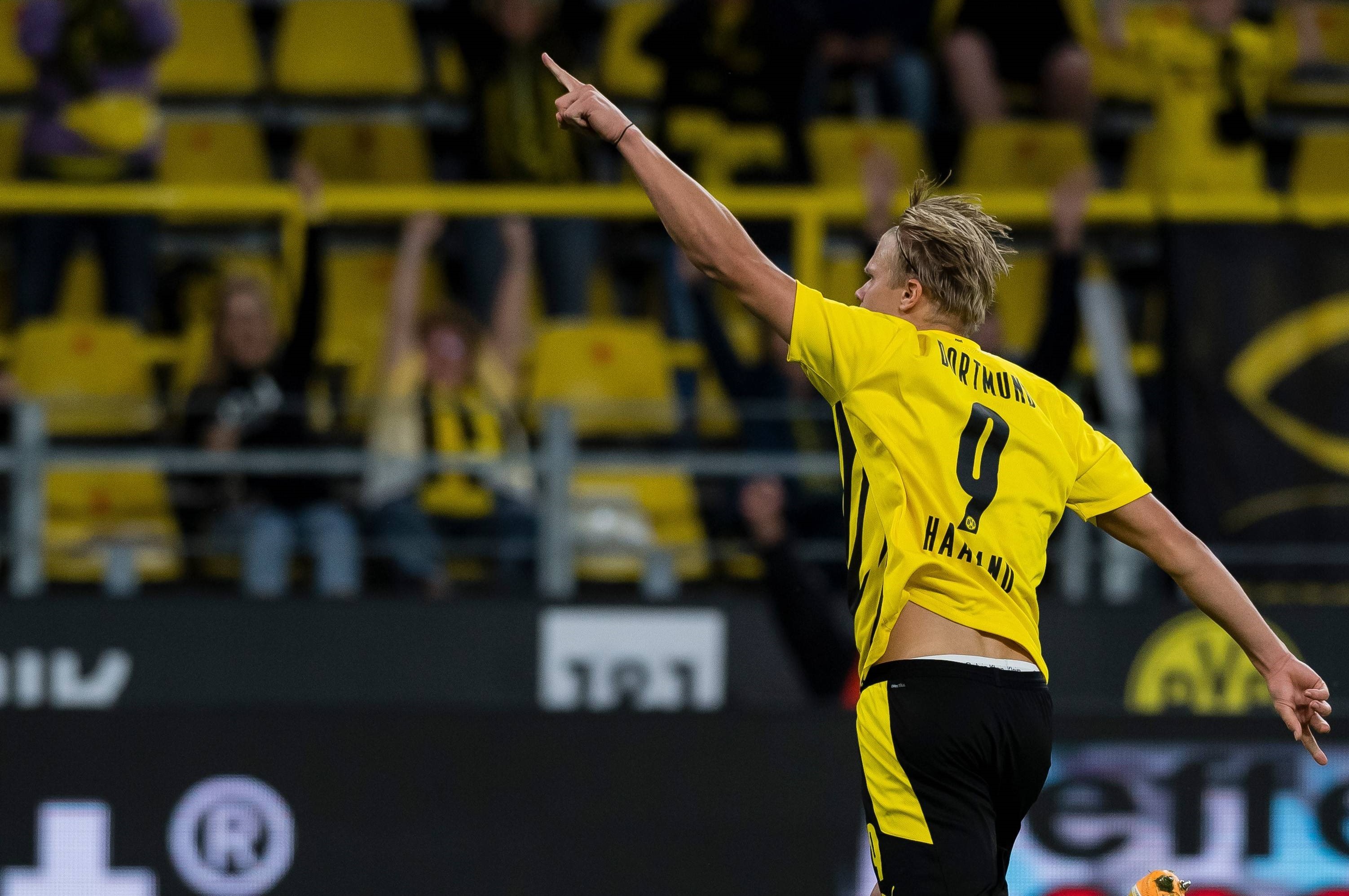 阿隆索下课只因“炸弹三人组”？维尼修斯带头抗命，皇马太难带