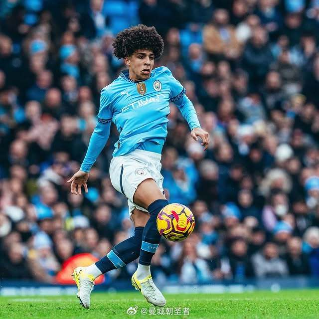 JDG斩获PCL秋季赛冠军，天禄吃鸡挺进前六，PGS出征名单确定